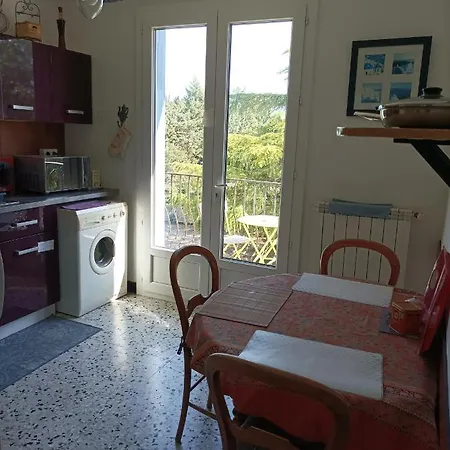 Chambre D'Hotes Les Garrigues Piolenc Exterior photo